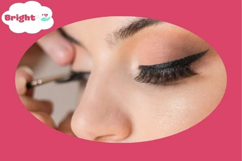 Bèo Nối Mi - Nail